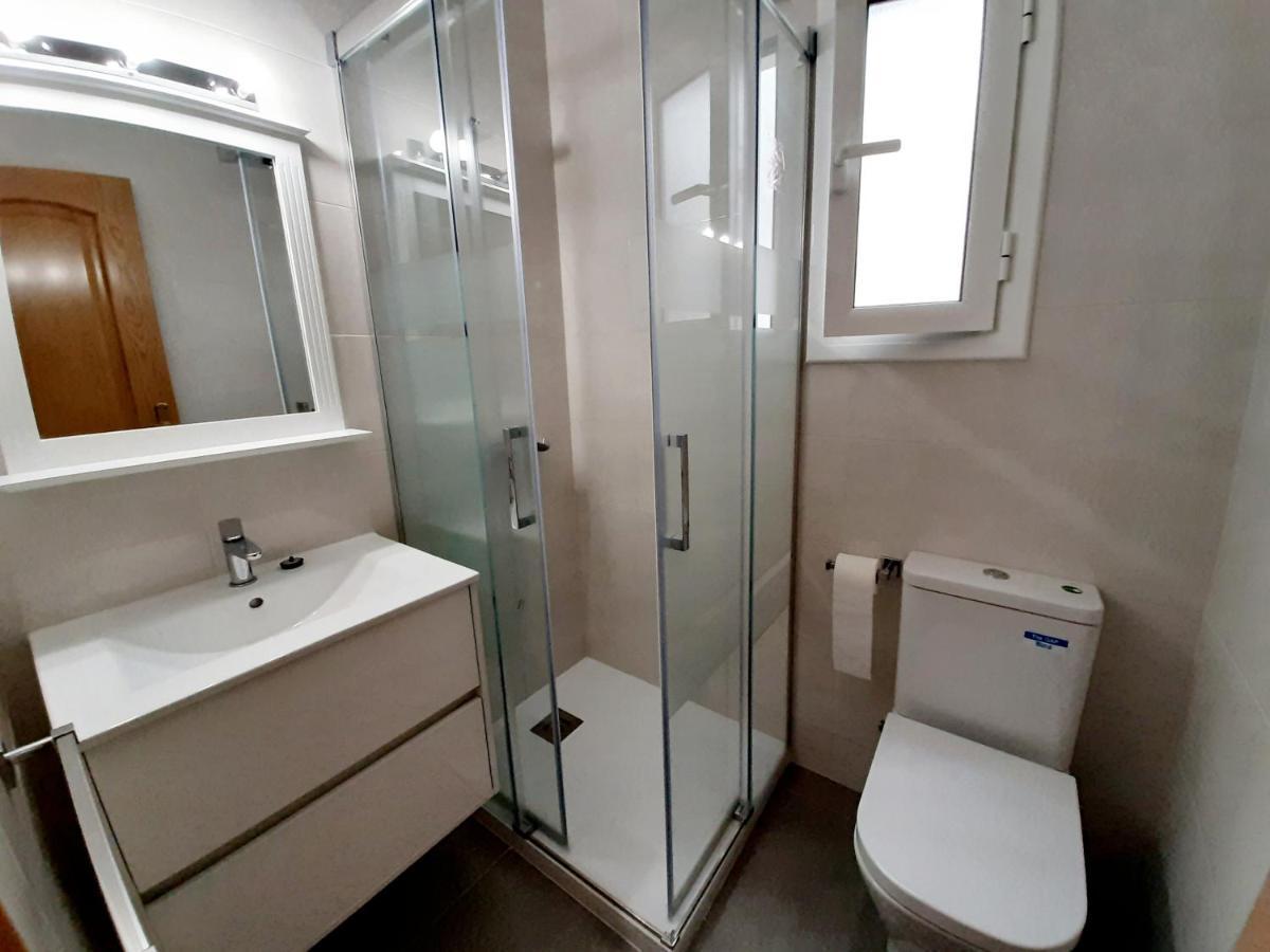 Apartamentos Franch Hospitalet De L'Infant Buitenkant foto